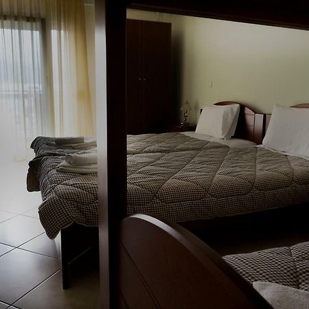 Bed and Breakfast Pension Konstantinoupolis Asprovalta Exterior foto
