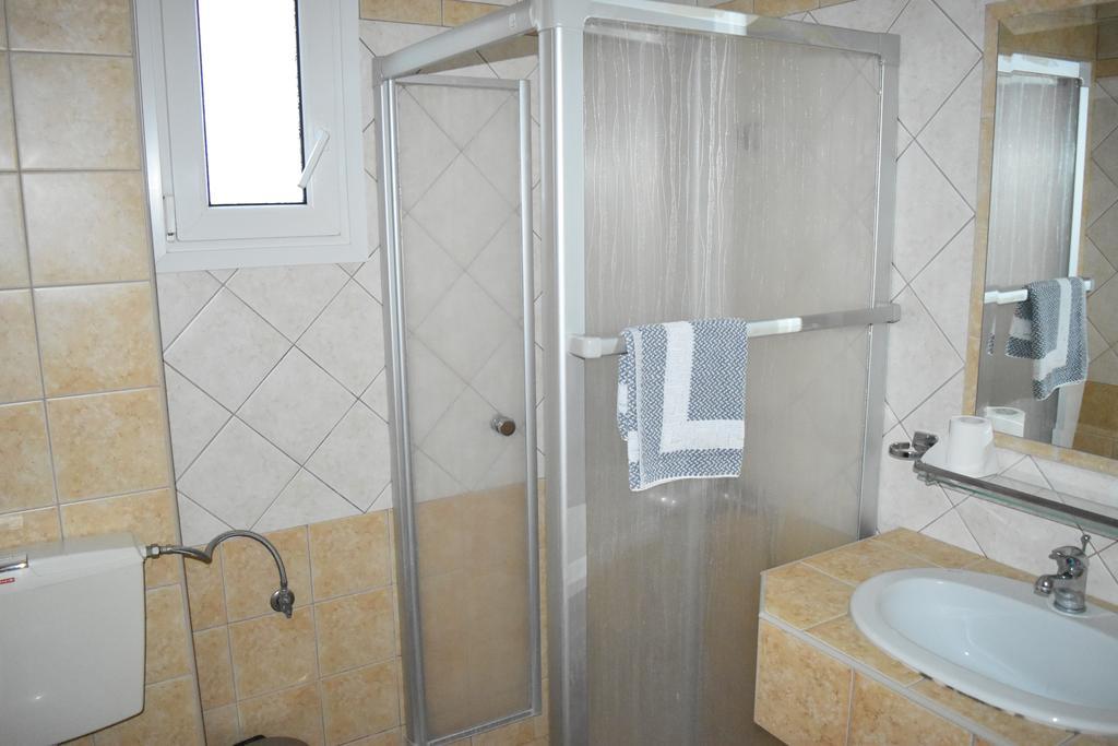 Bed and Breakfast Pension Konstantinoupolis Asprovalta Exterior foto
