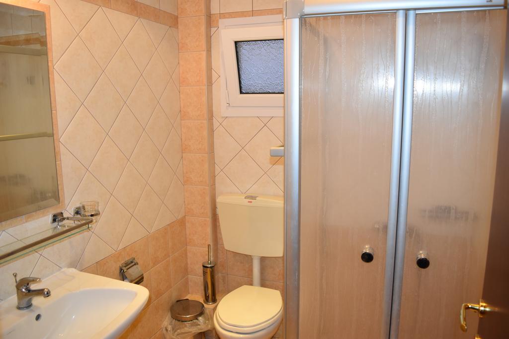 Bed and Breakfast Pension Konstantinoupolis Asprovalta Exterior foto