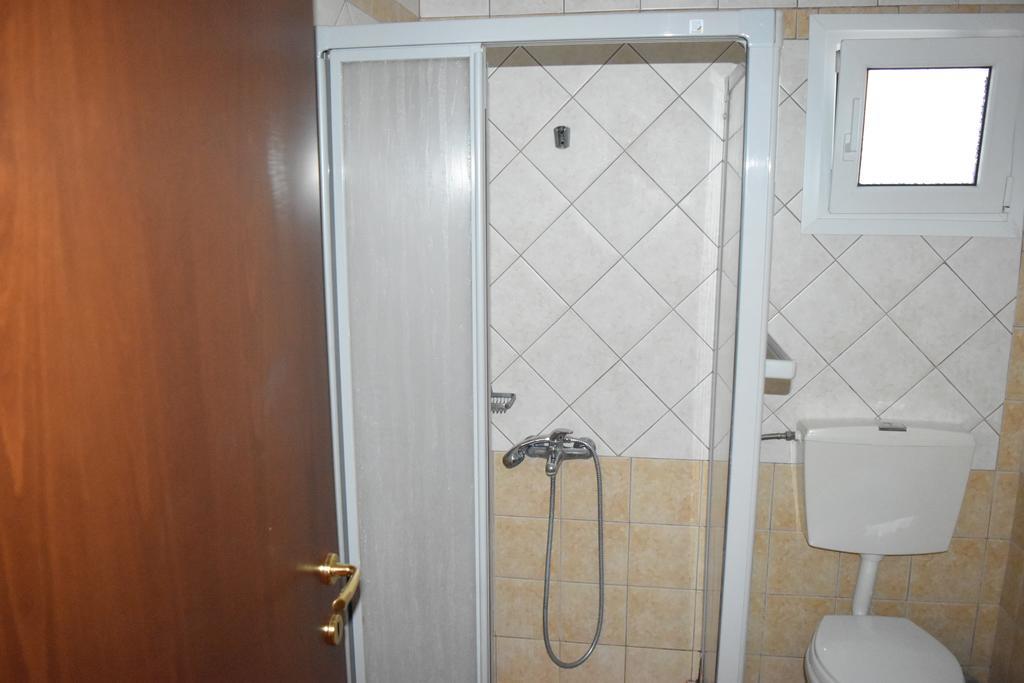 Bed and Breakfast Pension Konstantinoupolis Asprovalta Exterior foto