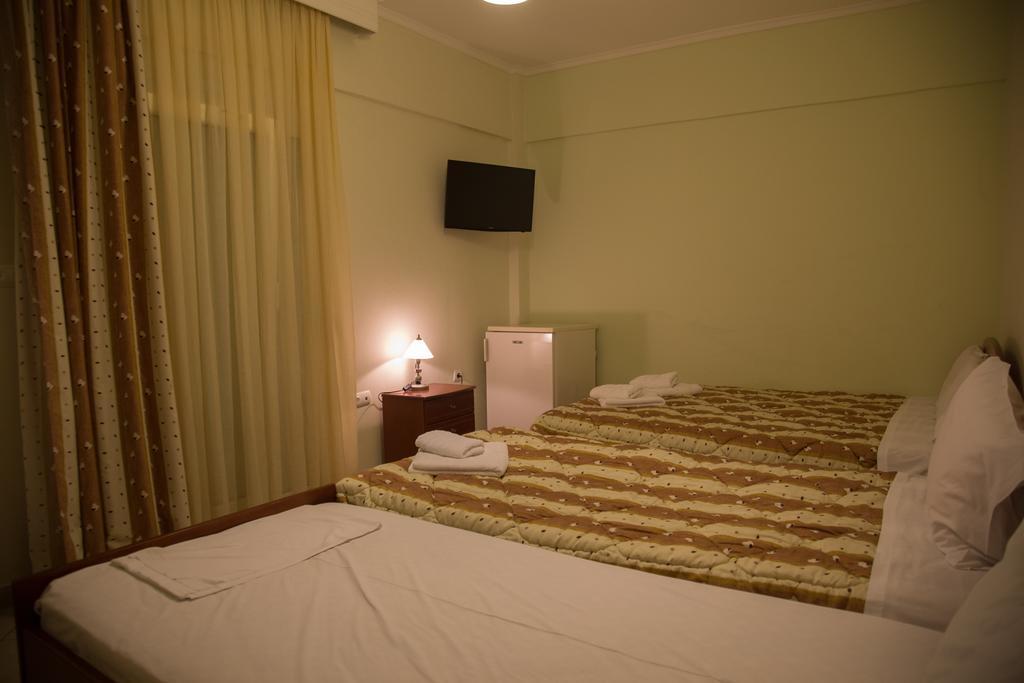 Bed and Breakfast Pension Konstantinoupolis Asprovalta Exterior foto