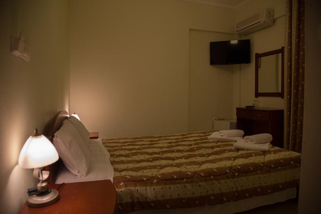 Bed and Breakfast Pension Konstantinoupolis Asprovalta Exterior foto