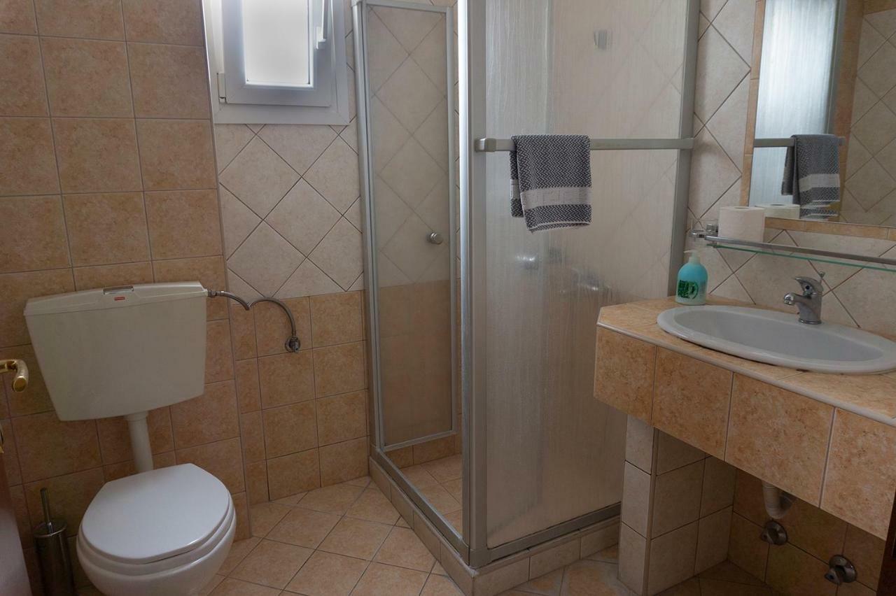Bed and Breakfast Pension Konstantinoupolis Asprovalta Exterior foto