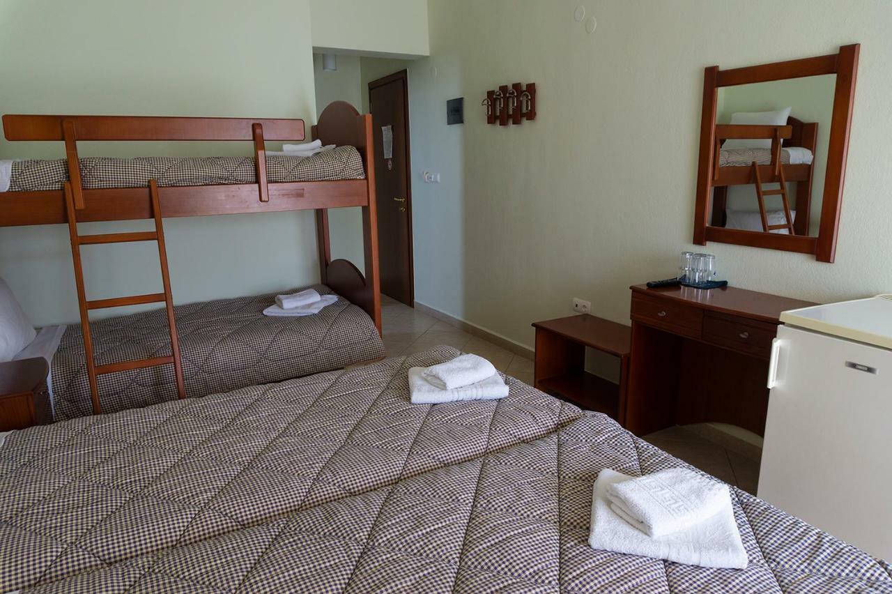 Bed and Breakfast Pension Konstantinoupolis Asprovalta Exterior foto